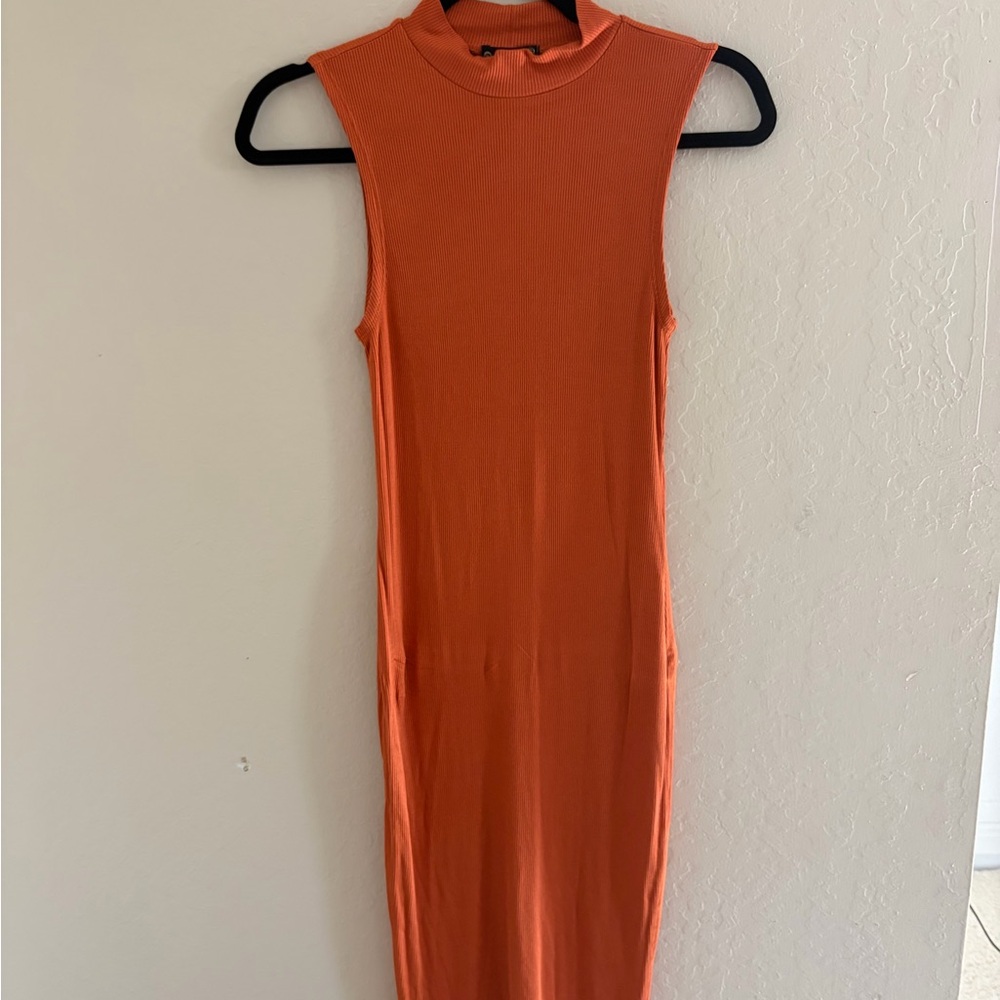 Popular 21 Elegant Sleeveless Midi Dress in Orange